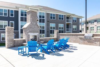 Outdoor lounge with firepit